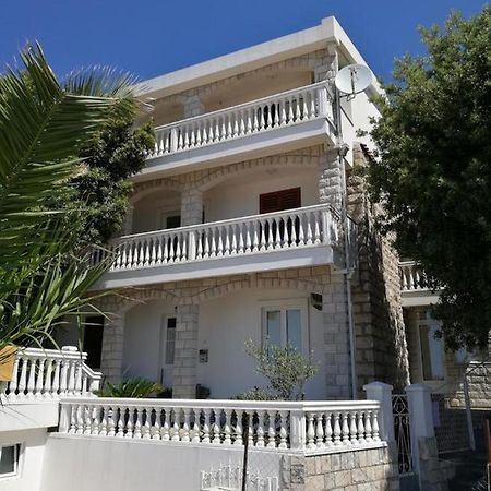 Apartmani Luksic Sutomore Exterior foto