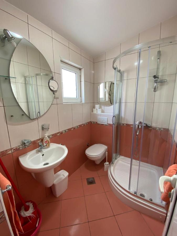 Apartmani Luksic Sutomore Exterior foto