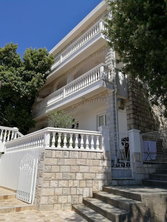 Apartmani Luksic Sutomore Exterior foto